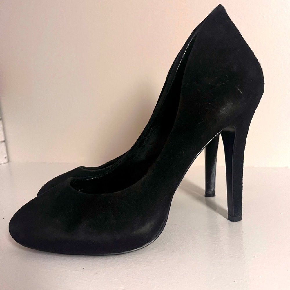 BCBGeneration Black Suede Round Toe Pumps